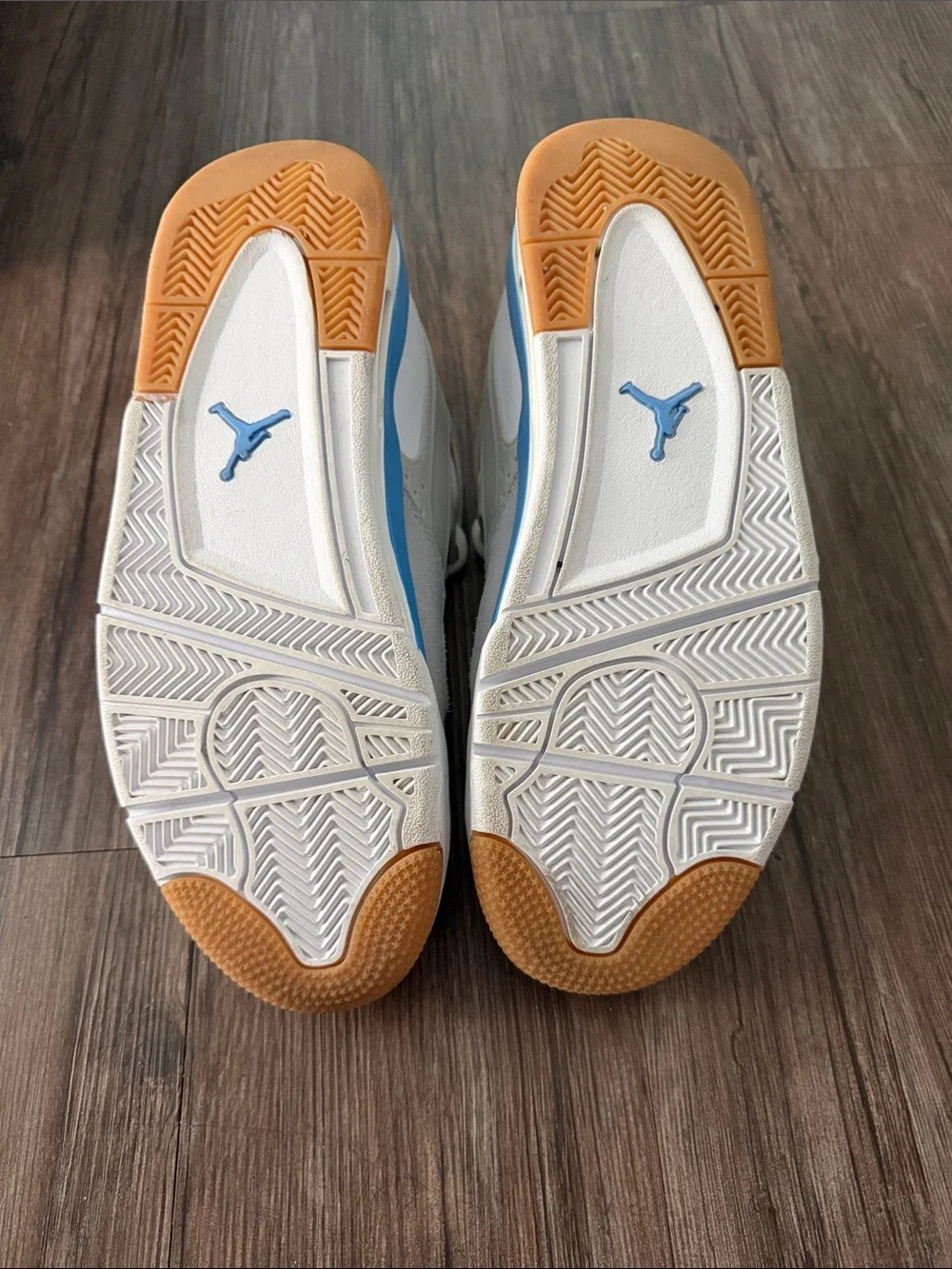 Jordan Low Top Sneakers - White, Light Blue, Gray, Red
